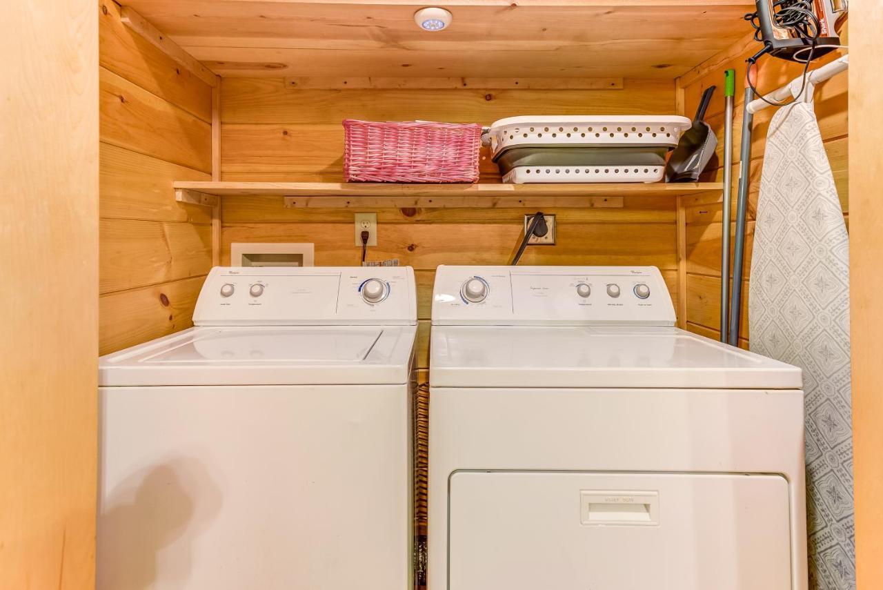Lazy Bear Den - 2 Bed 1 Bath Vacation Home In Blue Ridge Kültér fotó